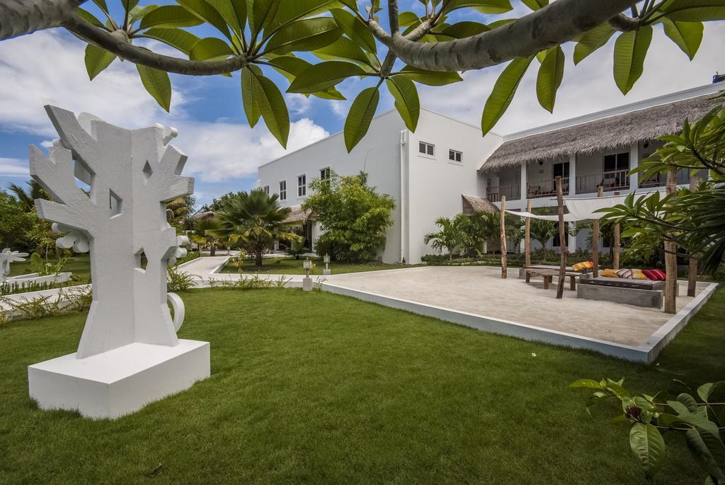 Amra Palace ガン エクステリア 写真